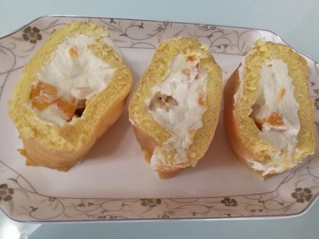 芒果蛋糕卷（详细的小四卷制作视频）