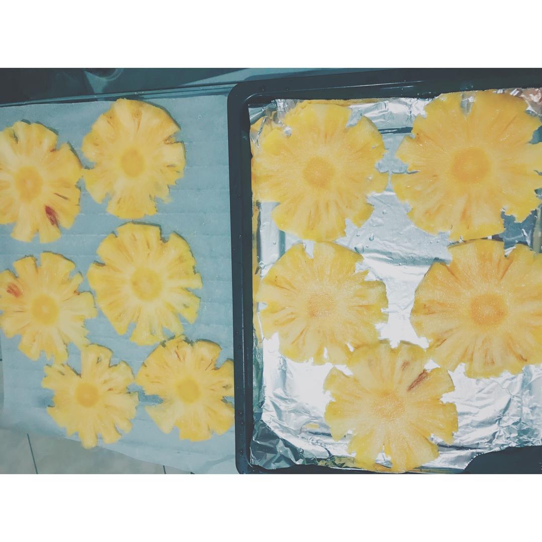 菠萝干果花