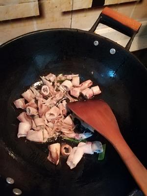 海兔干炒韭菜的做法 步骤12