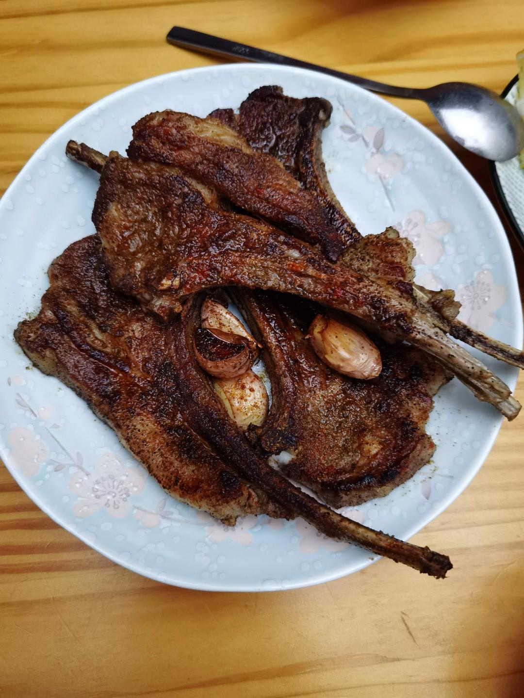 五分钟快手孜然香煎羊排