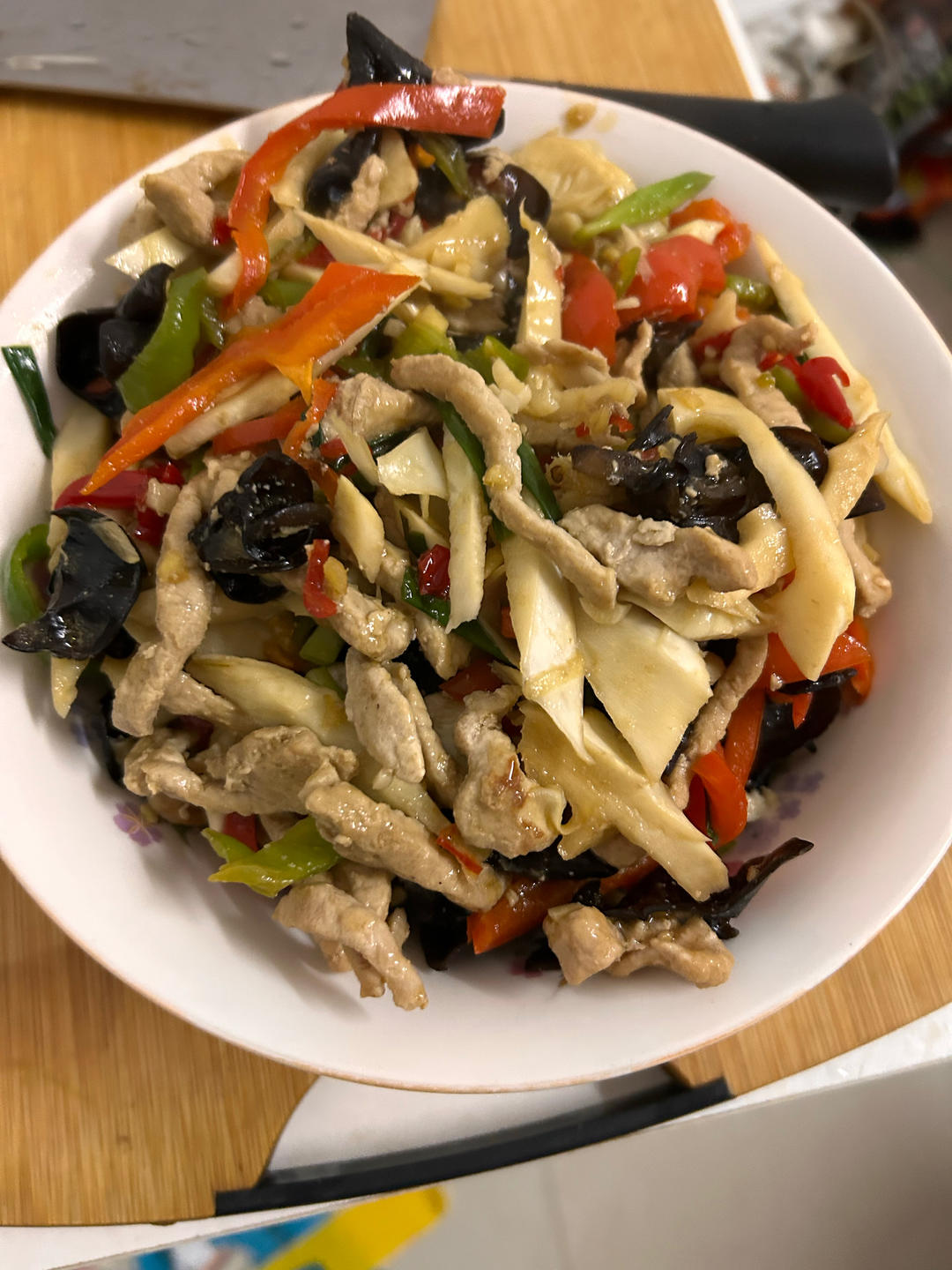 厨师长教你：“鱼香肉丝”的老式做法，味道很赞先收藏了