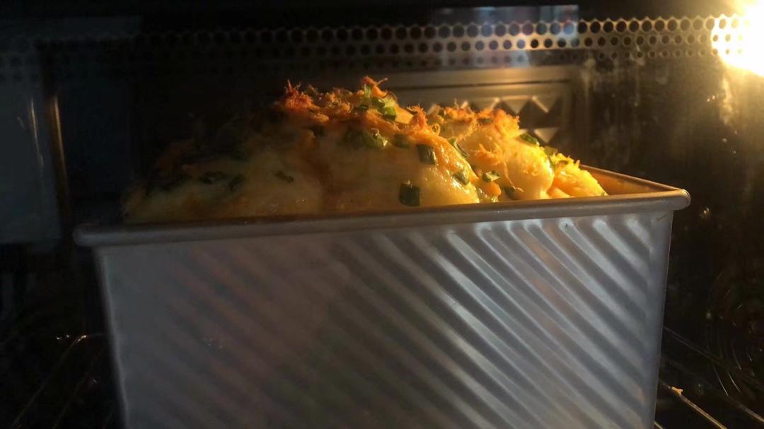 香葱肉松手撕吐司