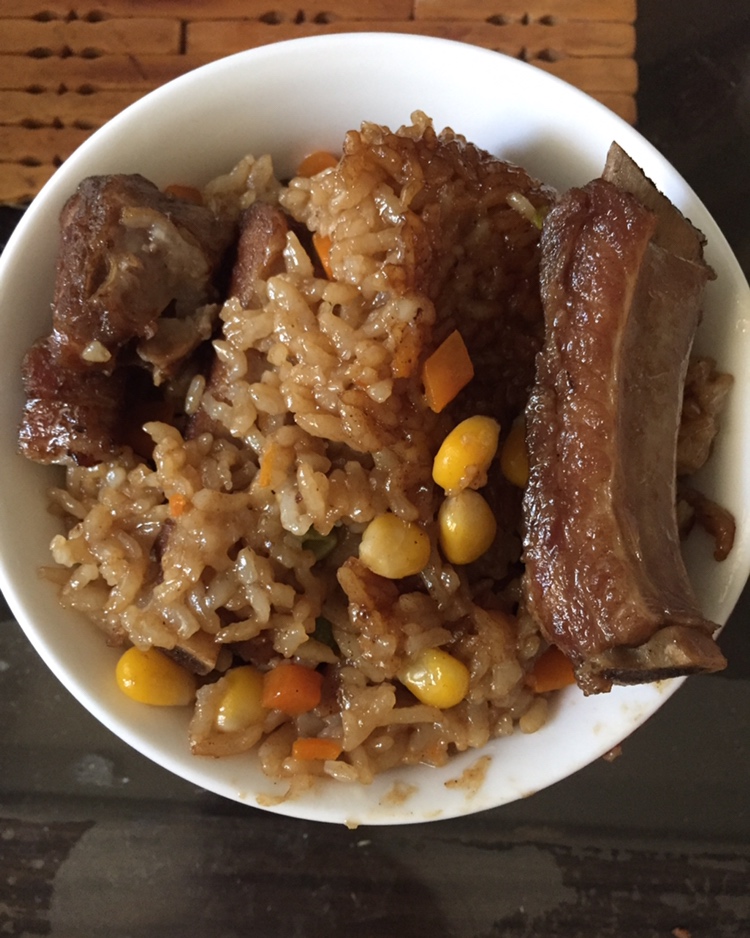 电饭锅版排骨焖饭