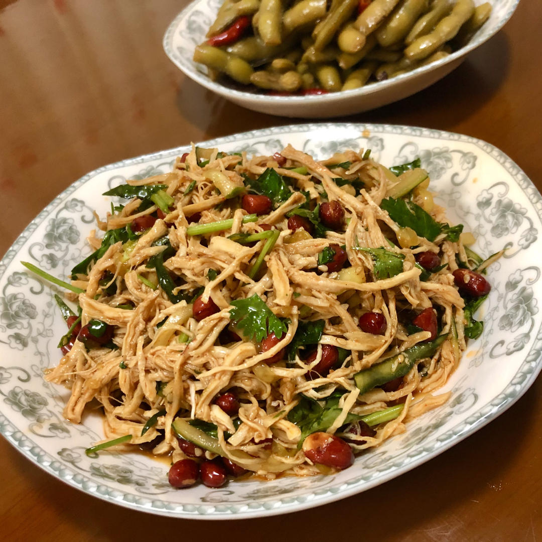 夏日开胃菜 凉拌鸡丝（手撕鸡）