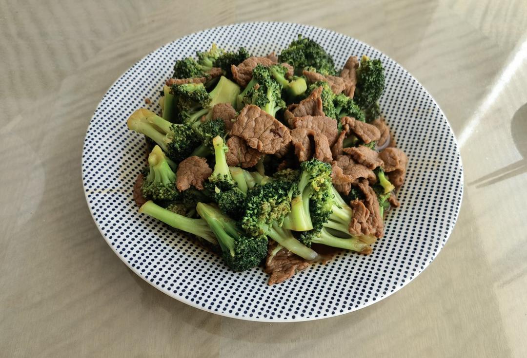 西兰花炒牛肉