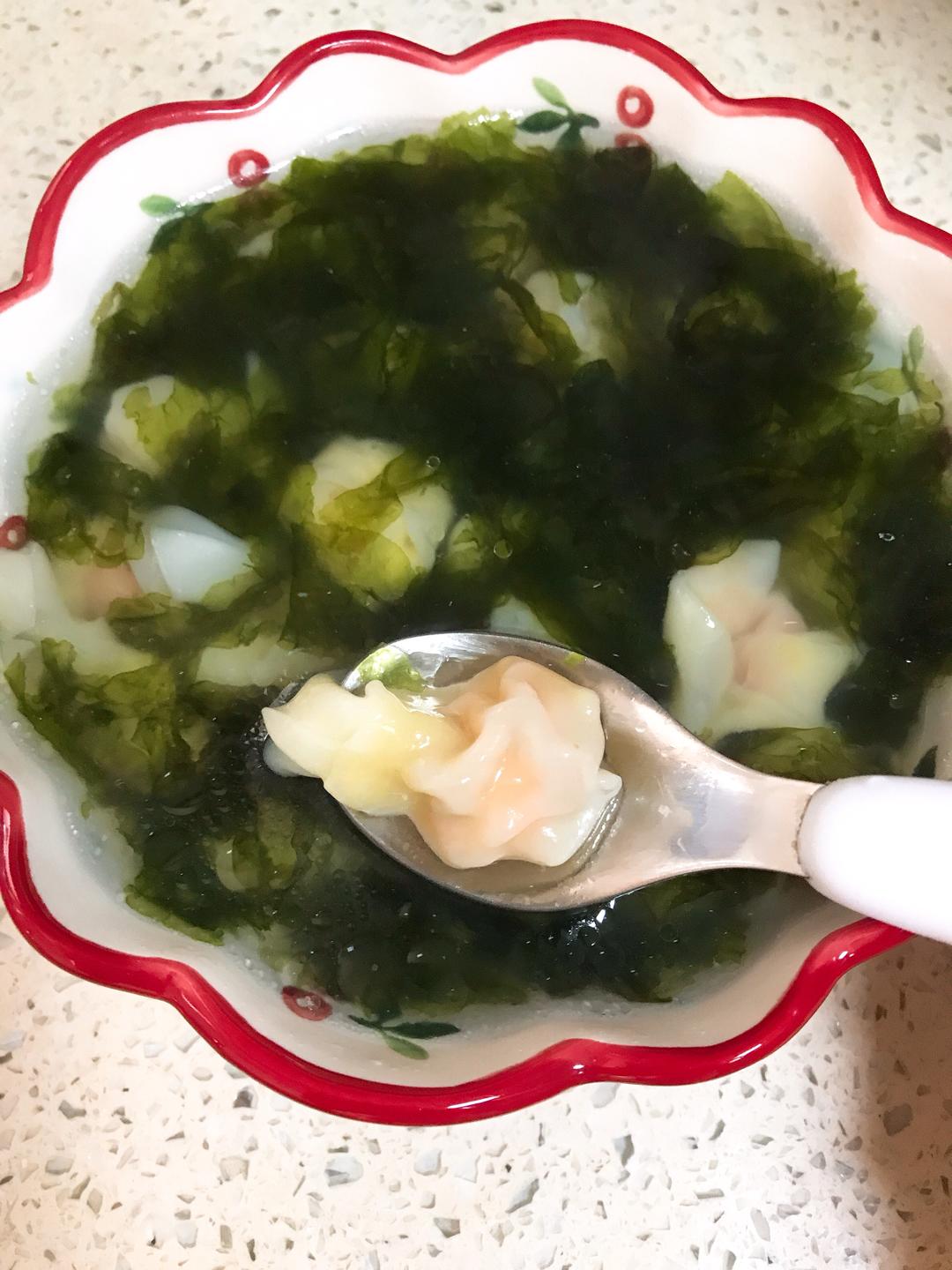 鲜掉眉毛［辅食］小金鱼馄饨