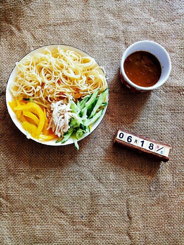 懒人必学，黄磊老题同款雪碧葱油拌面，好吃到舔盘