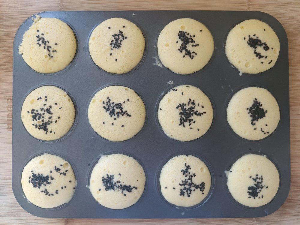 非常简单的老式蜂蜜蛋糕