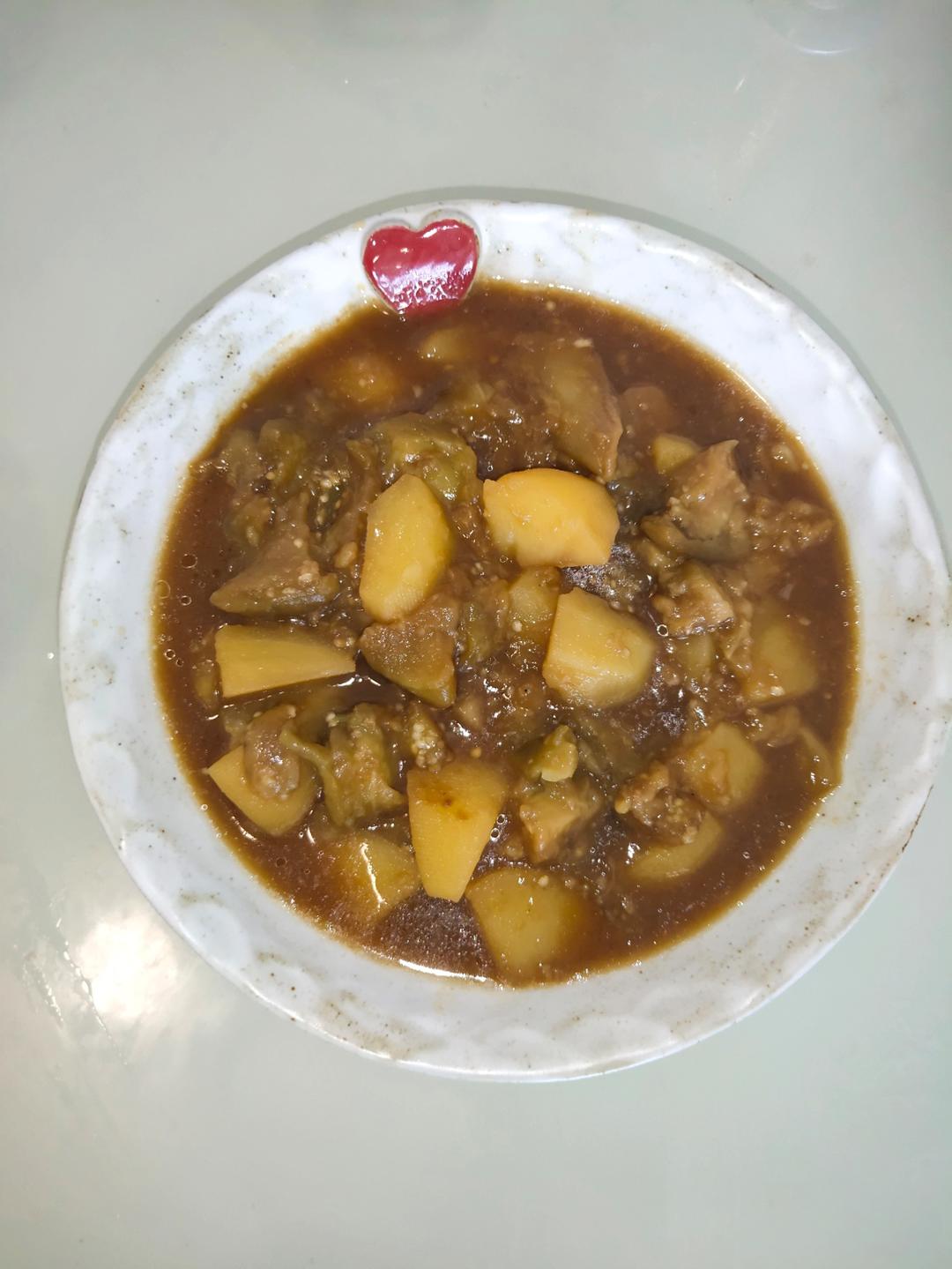爆下饭的土豆炖茄子