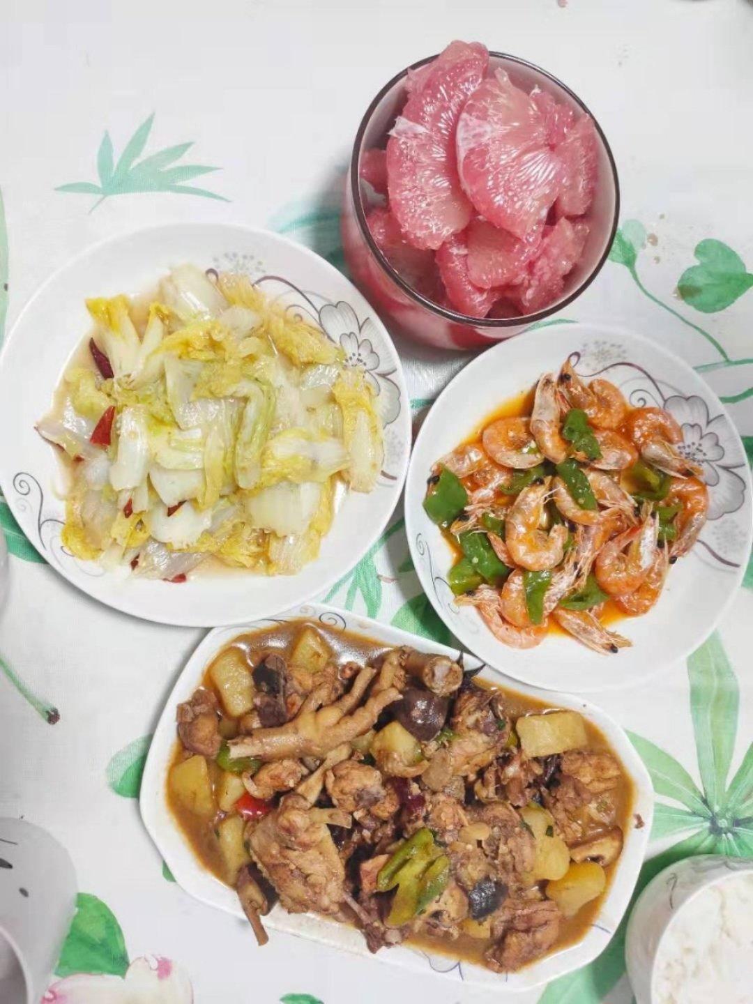 红烧三黄鸡家常版(黄焖鸡)