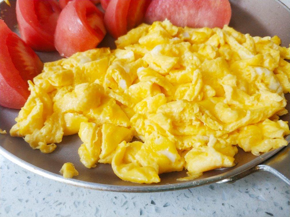 美式炒蛋 scrambled eggs