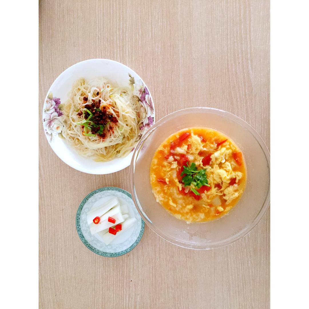 西红柿鸡蛋疙瘩汤