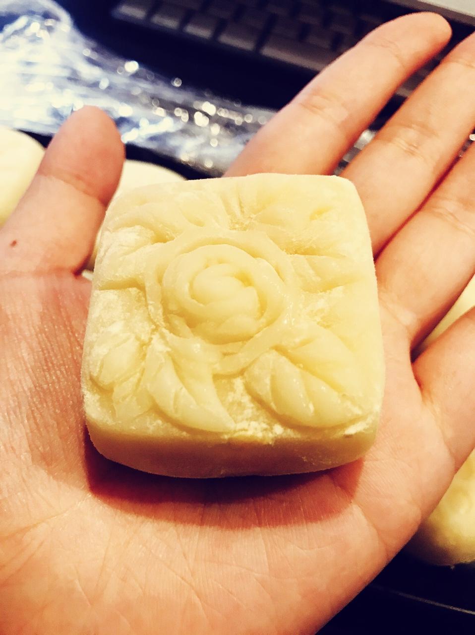 《Tinrry下午茶》冰皮月饼（奶黄馅）