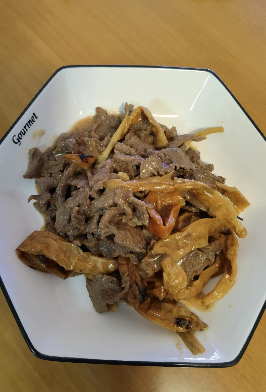 干白辣椒炒牛肉