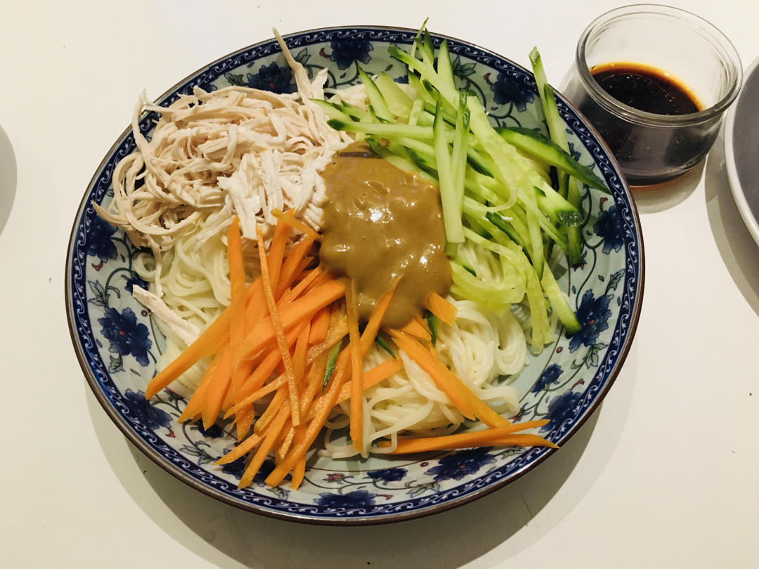 【鸡丝麻酱面图片】倪心有晴冬_下厨房