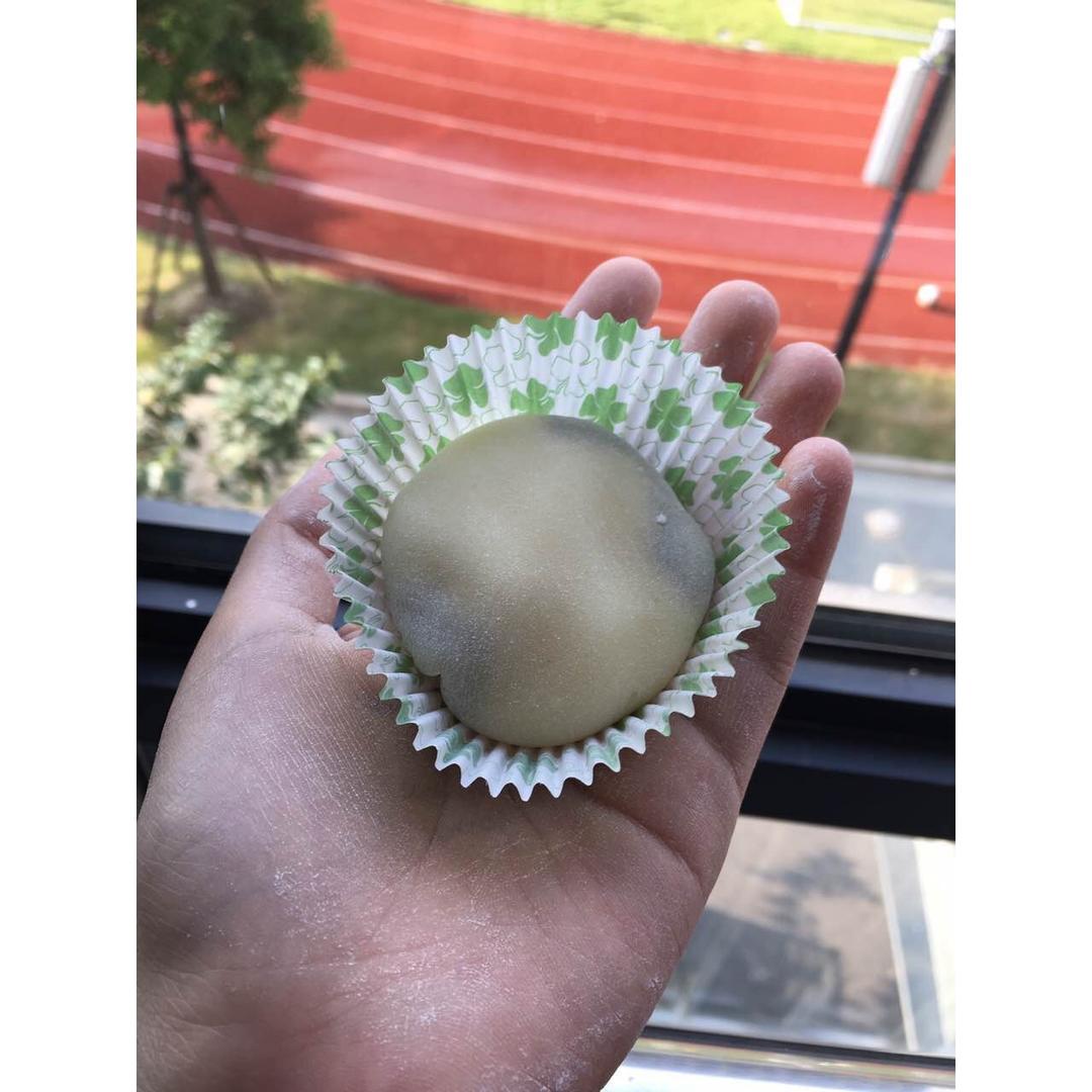 腹黑白胖子——奥利奥雪媚娘