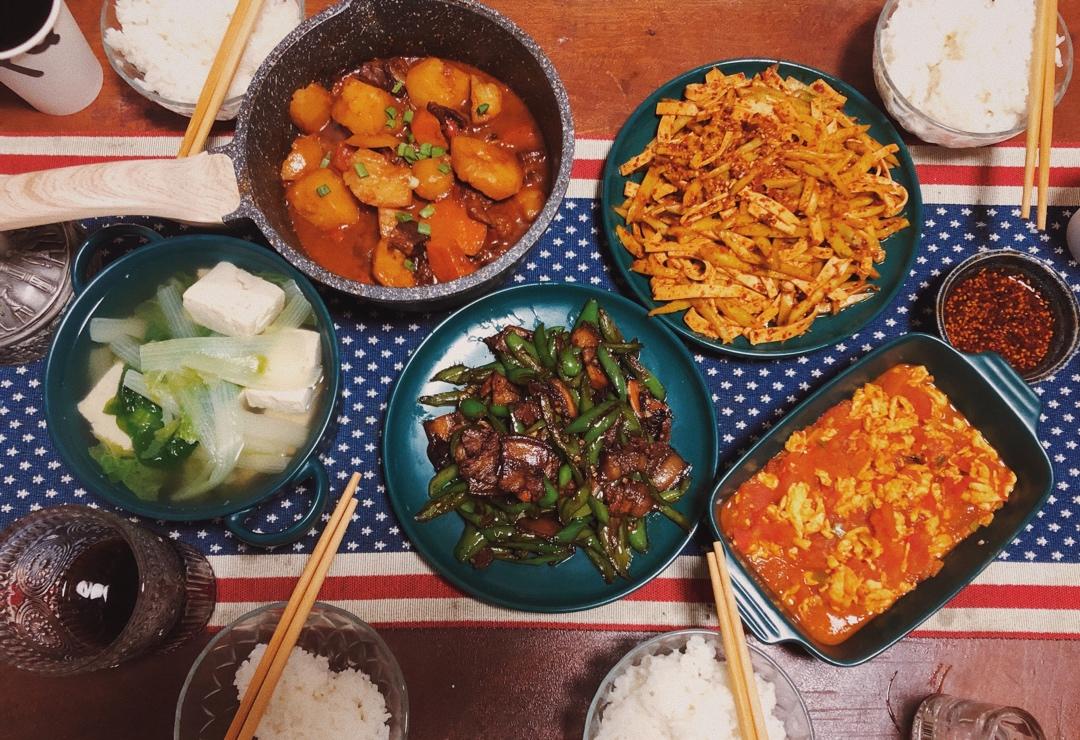 农家小炒肉【记忆中勾魂的油汤】