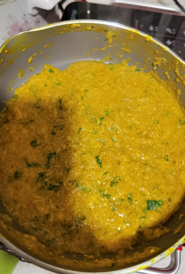 南瓜蛋黄浓汤面（辅食）的做法