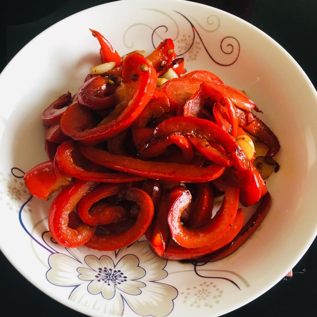 醋溜红辣椒