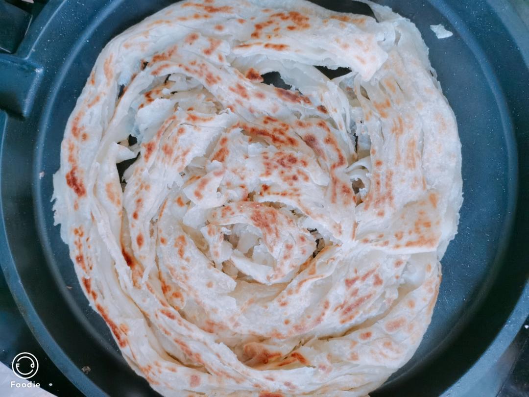 层层分明，外脆内软的家常手抓饼，葱油饼———快手早午晚餐，内附多种方法，多个窍门