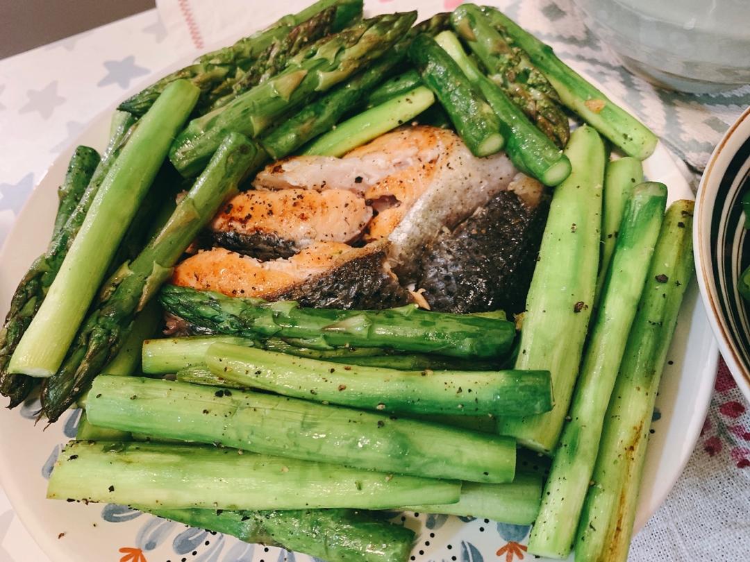 柠檬香煎三文鱼（无油版）