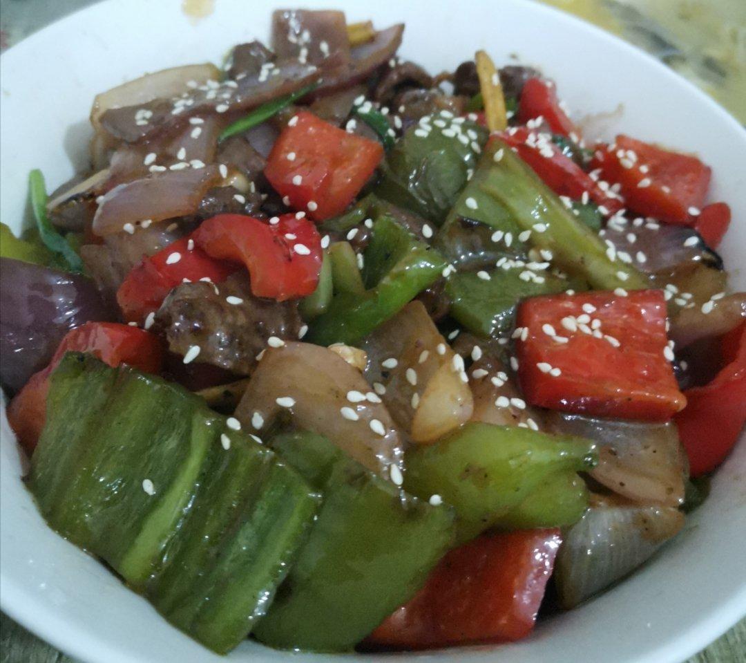 黑椒牛肉