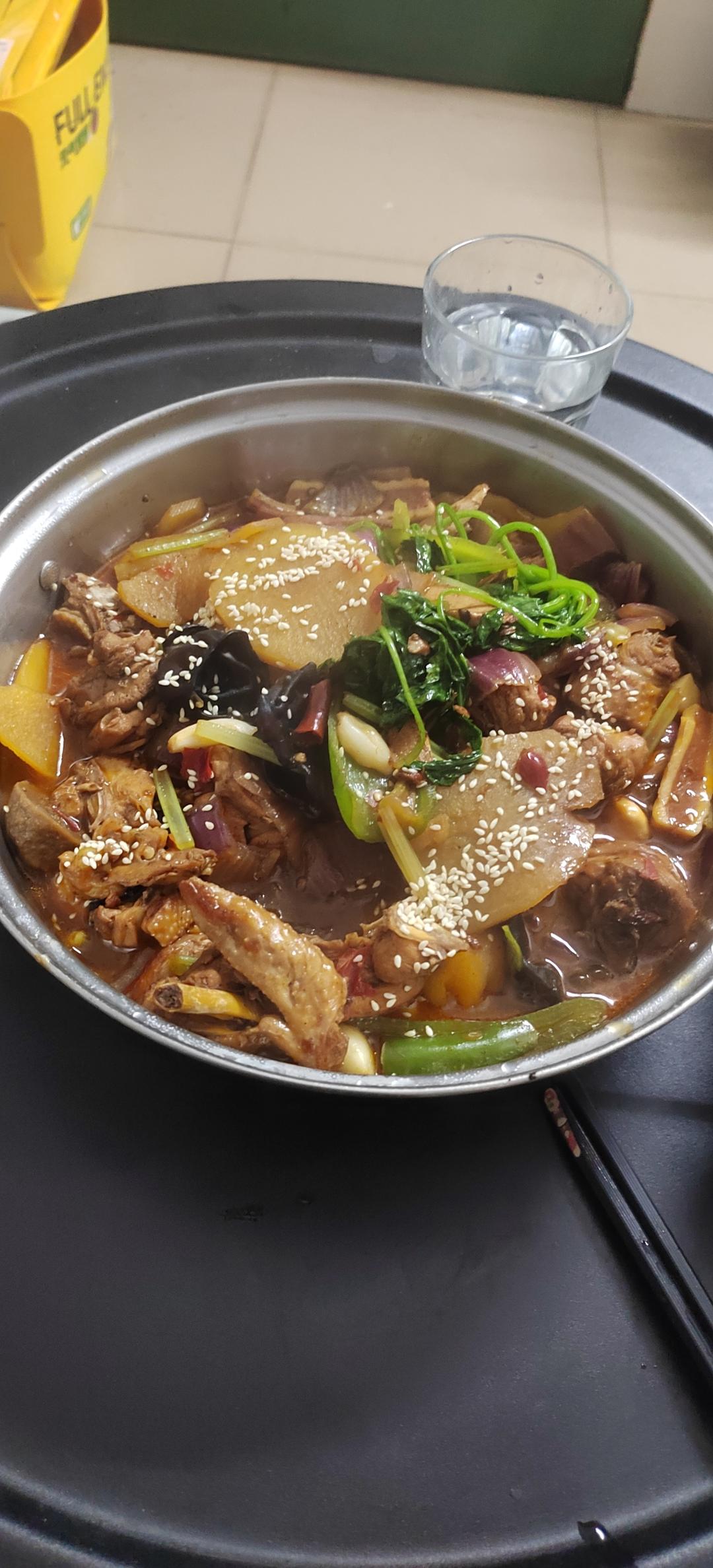 比店里好吃的重庆鸡公煲！