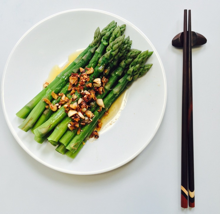 鲜味油淋芦笋