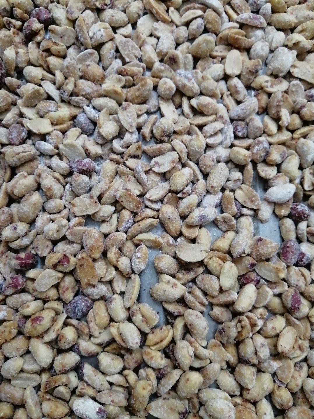 从小爱吃的零食，怪味花生。做起来其实很快手