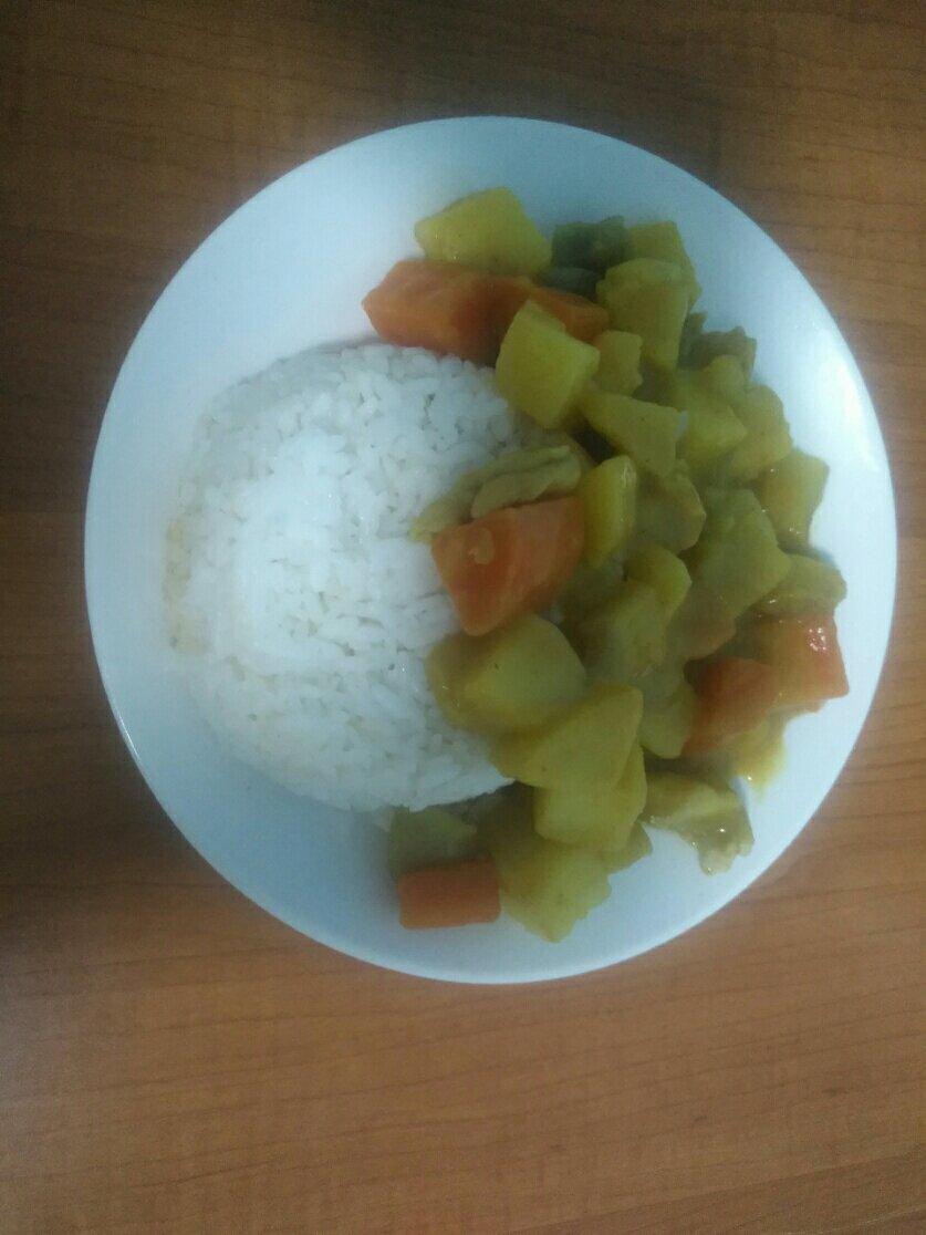 咖喱鸡块饭（百梦多咖喱超级简单版）