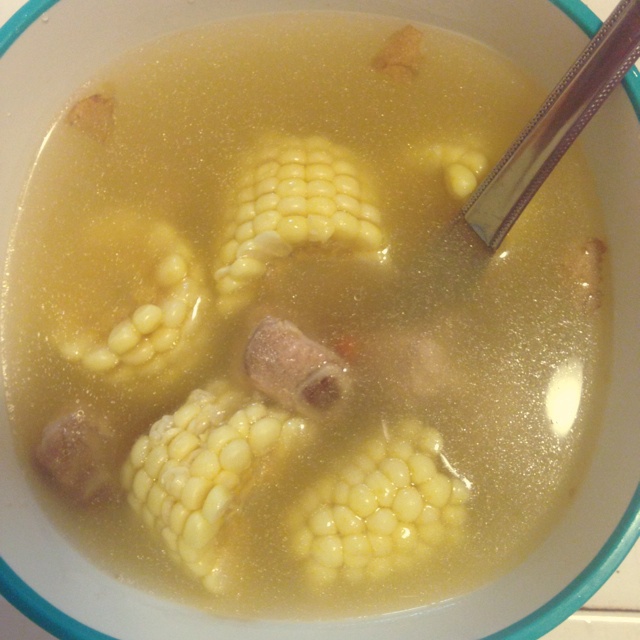 排骨玉米汤