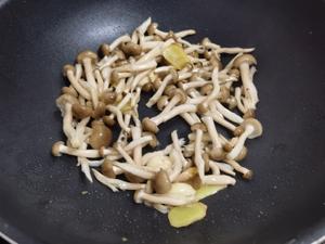 美贝豆腐杂菇汤的做法 步骤4