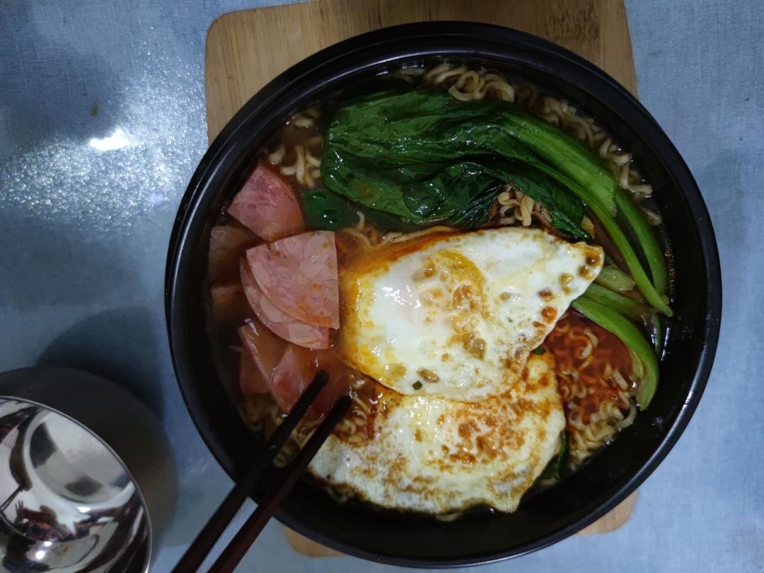 🔥史上最好吃的豪华版酸汤泡面🍜