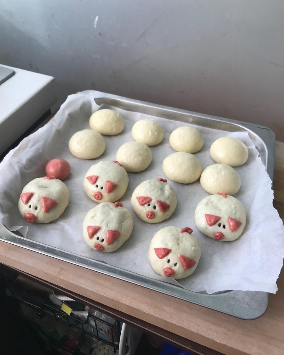 可爱的小猪豆沙包