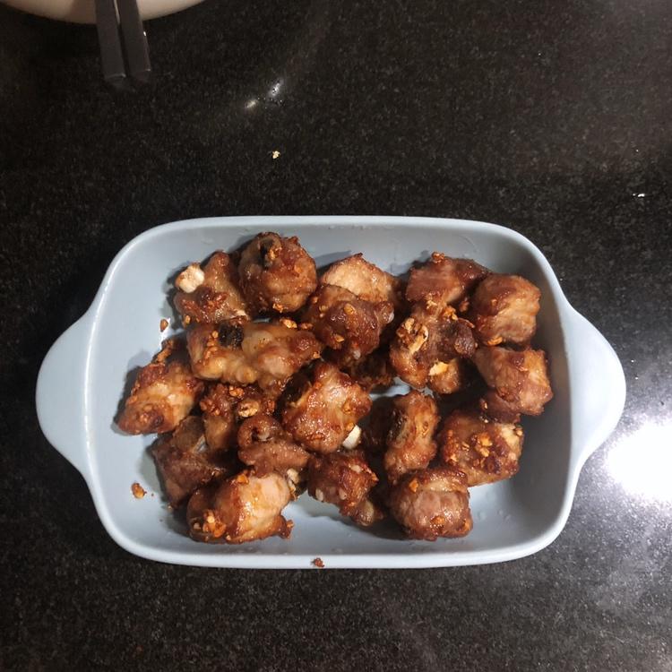 金牌蒜香排骨