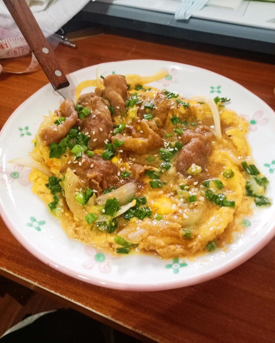 【搬运】抱蛋肥牛饭（原Po知乎：添饭小哥哥）