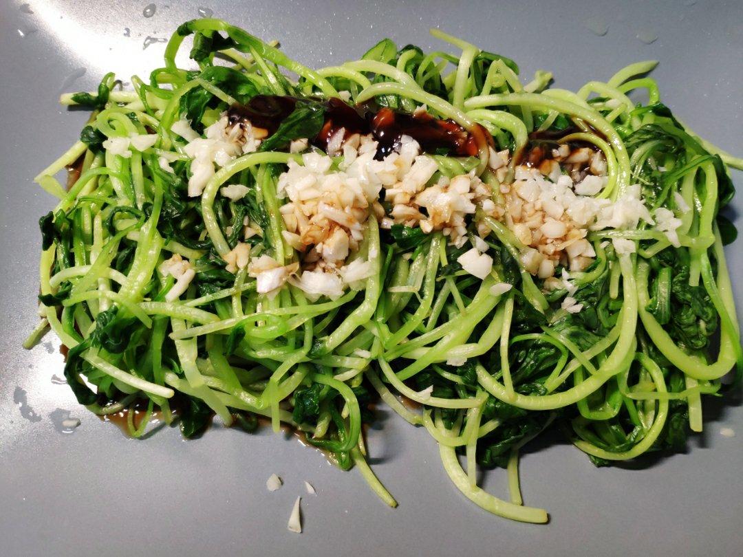 鸡毛菜的最佳打开方式：白灼鸡毛菜