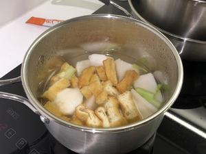 《昨日的美食》之芜菁油豆腐味噌汤的做法 步骤6