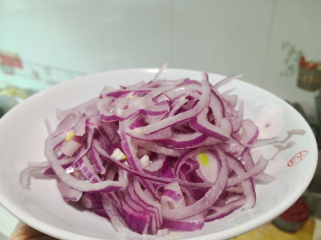凉拌洋葱