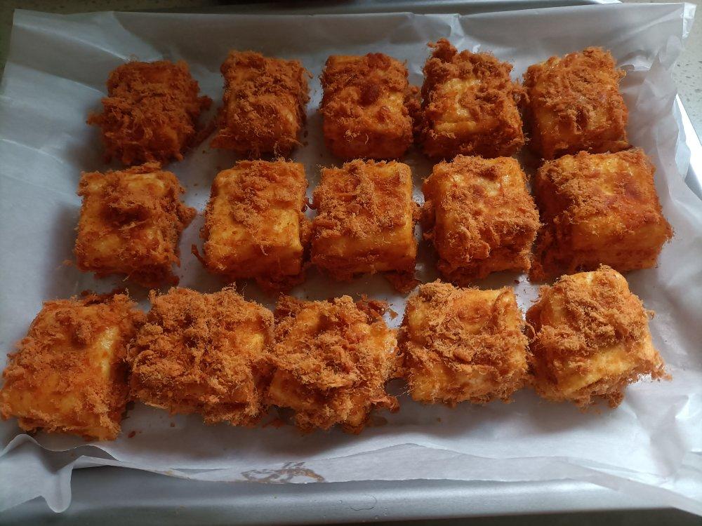 朋友都说比鲍师傅好吃的海苔肉松小贝