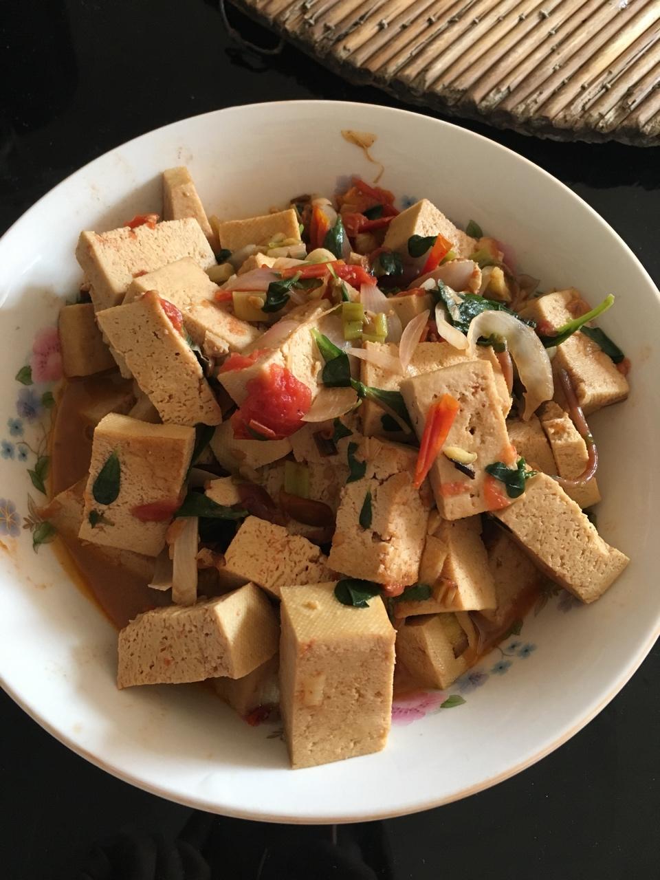 【番茄冻豆腐蔬菜汤丨健康·三餐 好好吃饭5>图片】rachel-可乐兔_下