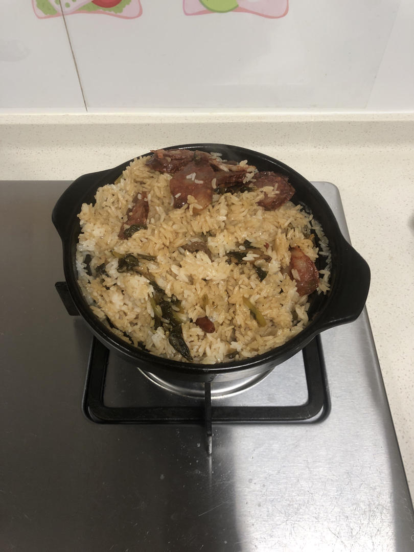 腊味煲仔饭，20分钟饭菜同出