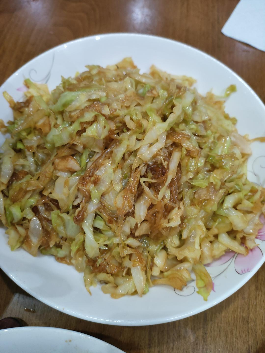 最近爱吃粉丝粉条～包菜炒粉丝