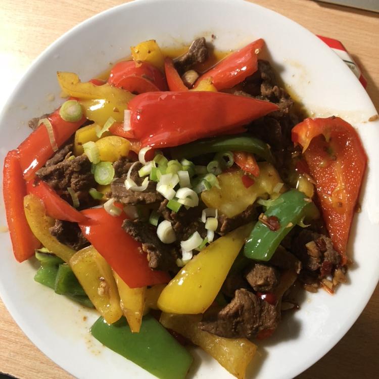 青红椒炒牛肉