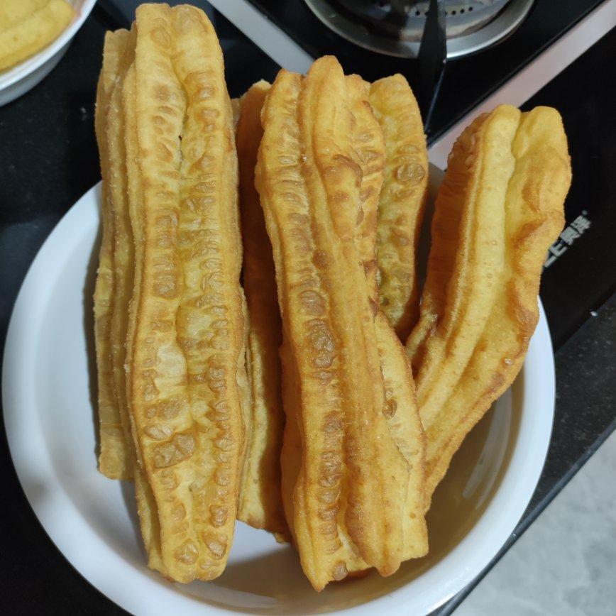 自制蓬松酥脆大油条