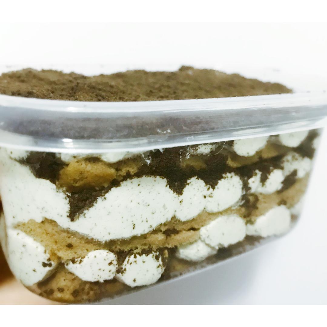 好吃到流泪的奥利奥咸奶油盒子蛋糕
