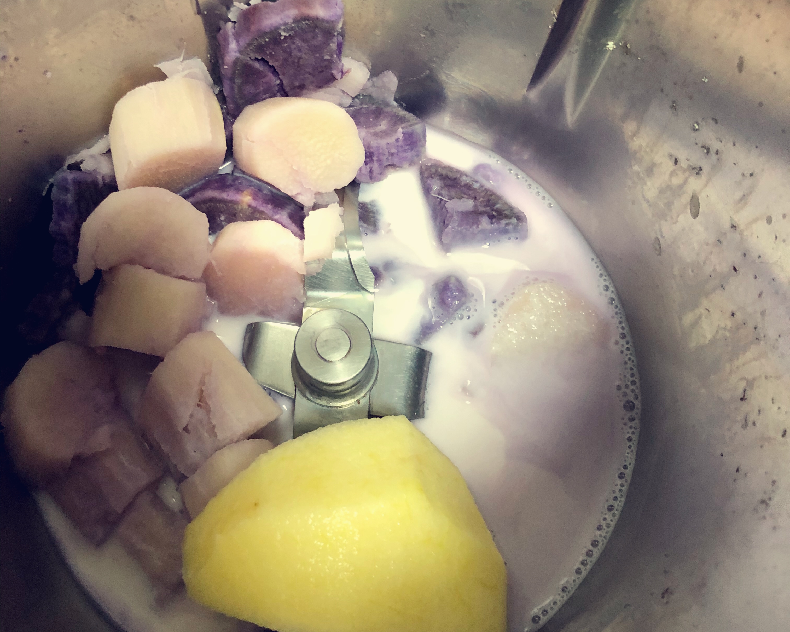 紫薯山药牛奶热饮（健身热饮）的做法 步骤2