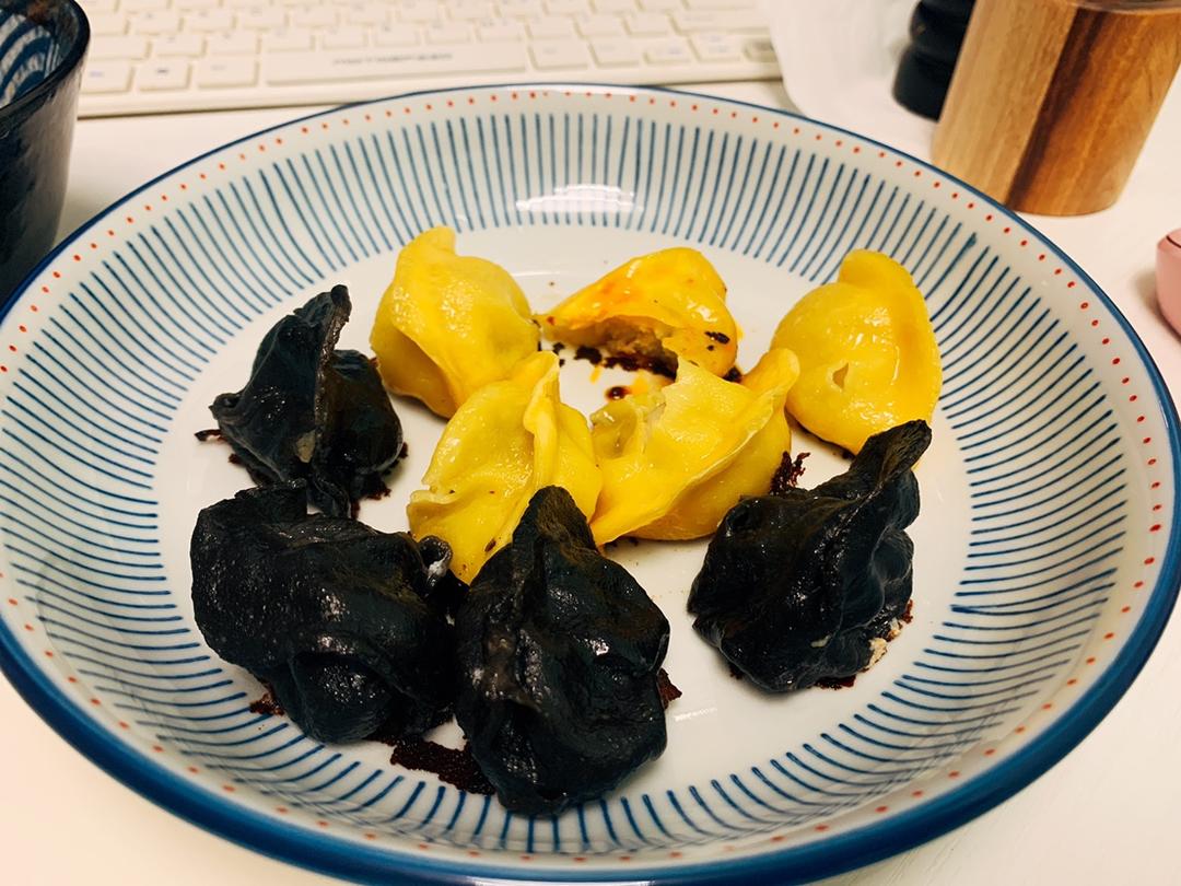 速冻水饺吃腻了吗~变锅贴吧(๑´ڡ`๑)