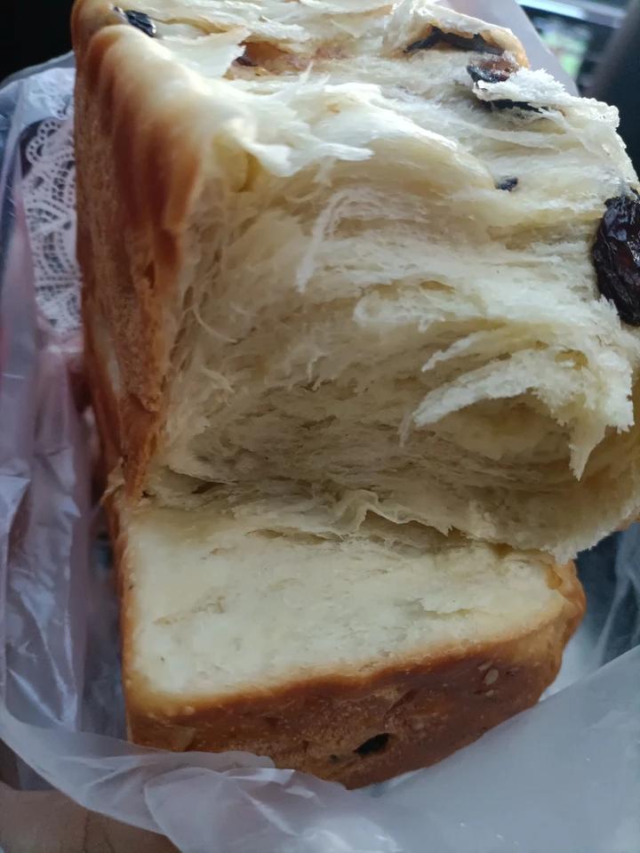 我最近每天做一个的葡萄干吐司，真的超松软好吃！