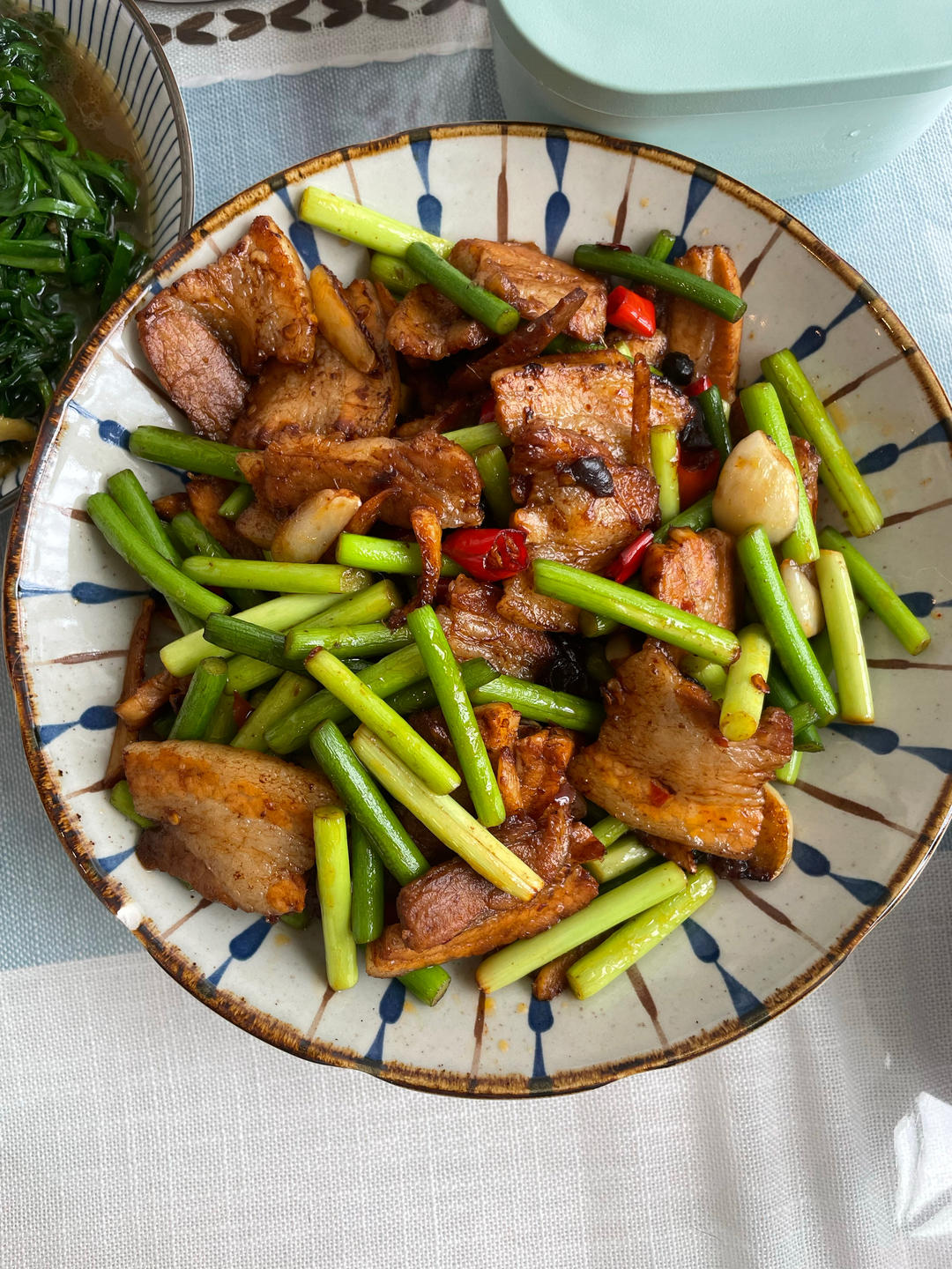 【蒜苔炒肉】